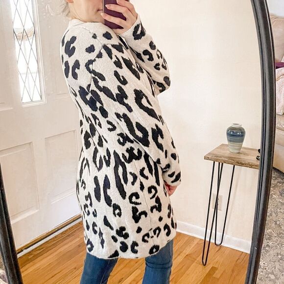 Something Navy Leopard Print Cardigan Sweater M - Picture 2 of 7